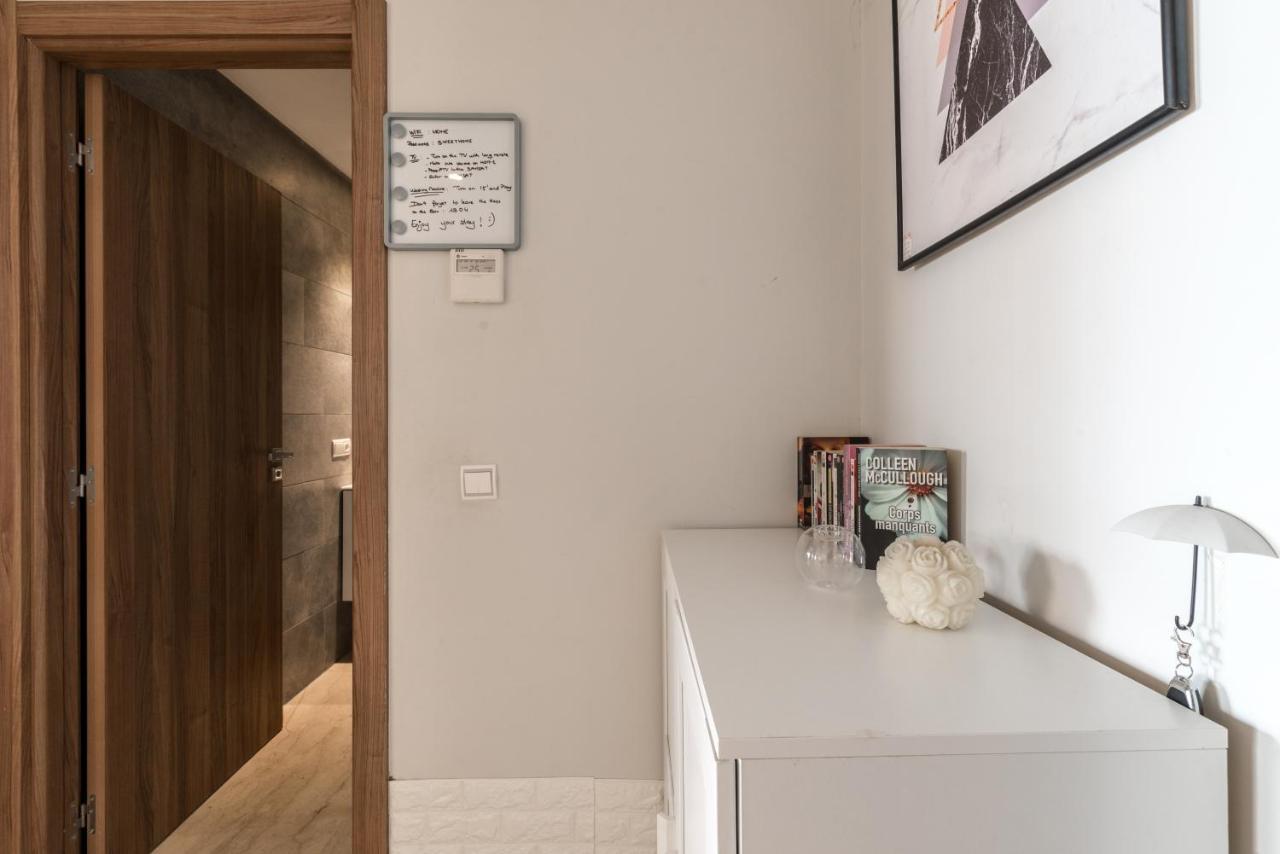 Comfortable & Elegant Flat In A Lively Place By Shortstaymaroc