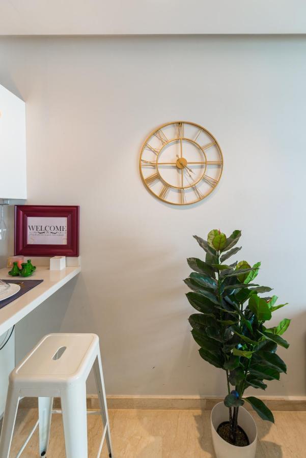 Comfortable & Elegant Flat In A Lively Place *