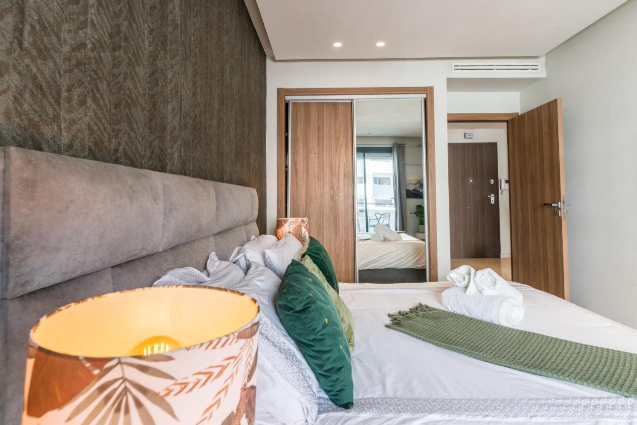 Apartment Comfortable & Elegant Flat In A Lively Place