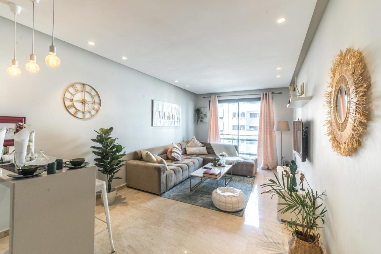 Comfortable & Elegant Flat In A Lively Place *