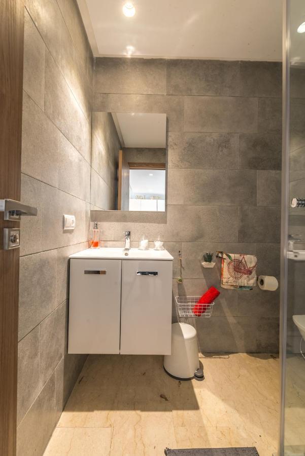 Comfortable & Elegant Flat In A Lively Place Apartamento