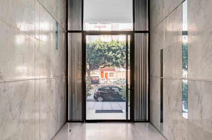 Comfortable & Elegant Flat In A Lively Place *